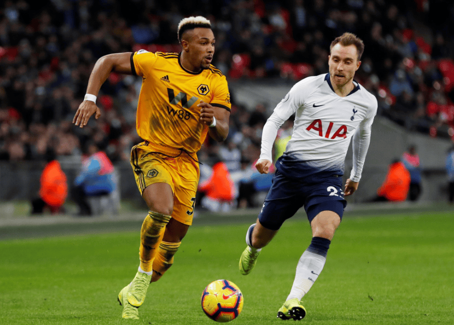 组图 CBA北京主场大胜广东 赵睿关心徐杰伤情