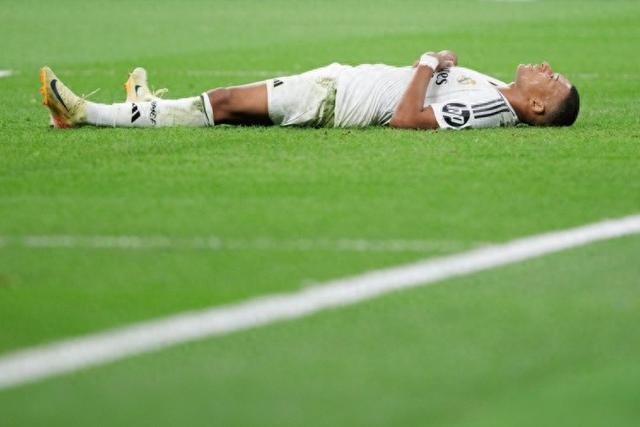 赵继伟赛季首秀24+7 辽宁力克新疆结束2连败