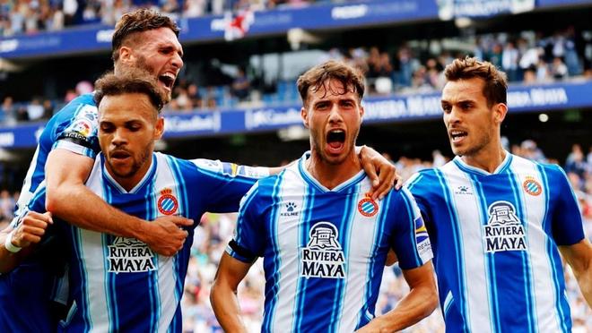 入住小人国世界？腾讯生活模拟新作如何突破传统