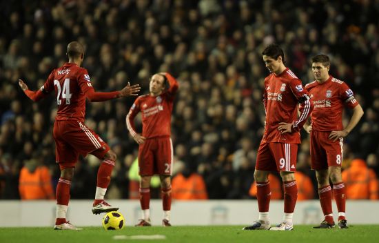 [中超]塞尔吉尼奥角球开出 达万禁区甩头破门