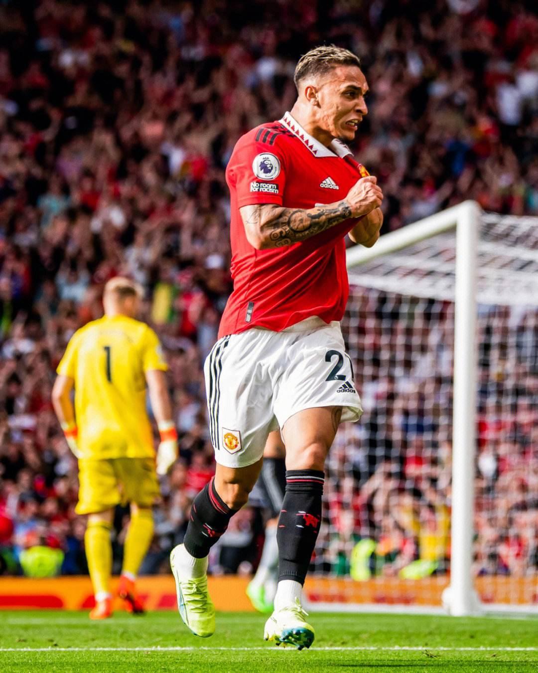 内斯塔丨对拉齐奥和米兰的感情？