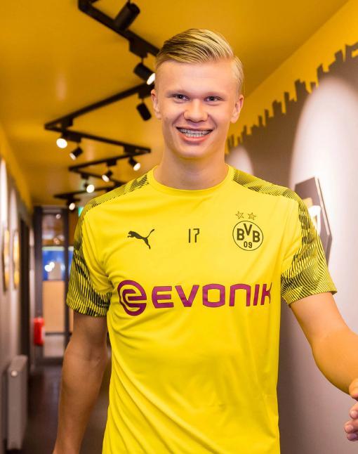 腾讯游戏联手ROG，最强游戏手机来了？