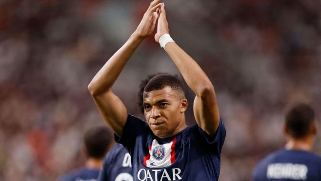 亿万富翁！本赛季NBA薪资前5的球员都有谁？库里第5，老詹未上榜