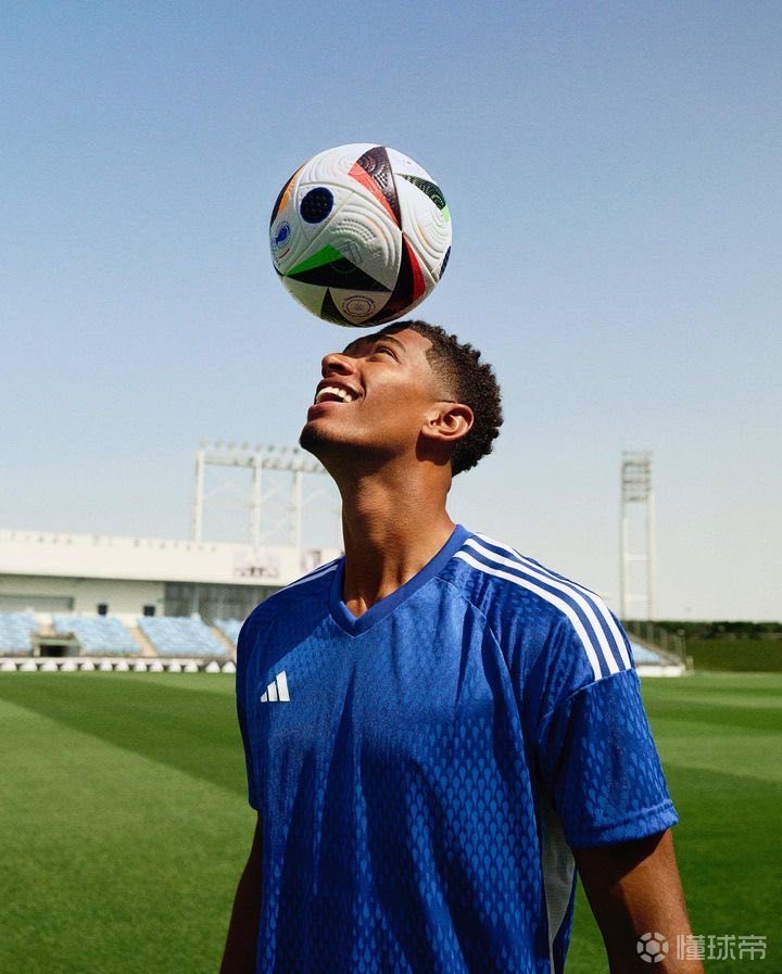 英超积分榜前列竞争激烈